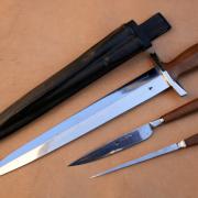 Dague suisse ou baselard avec couverts