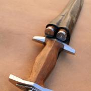 Dague suisse ou baselard avec couverts
