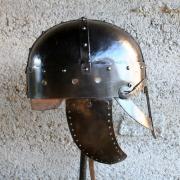 Casque viking à lunettes