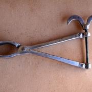 Pince ouvre bouche de chirurgien dentiste